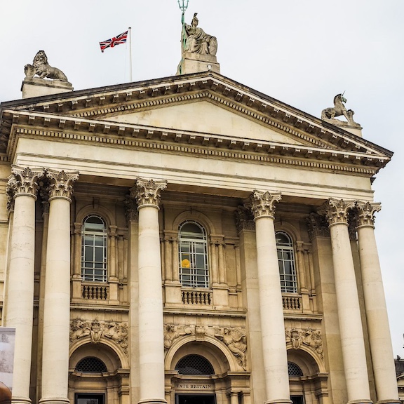 The columned entrance to the Tate Britain in Londnon