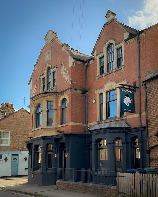 The exterior of The Porterhouse, just a 5 minute walk from Oxford station